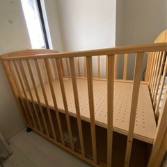 ベビーベッド　カトージ　KATOJIの画像