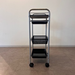 美容室　キャスター付きワゴン　5台　の画像