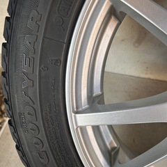 スタッドレス１５５／６５／Ｒ１４グッドイヤーICENAVI ZEA３本セット
の画像