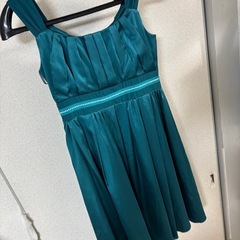 フォーマルワンピースドレスグリーン　9号の画像