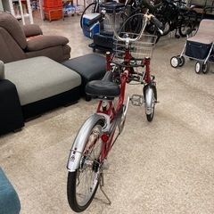ユニバーサルトライク　リハビリ用3輪自転車の画像
