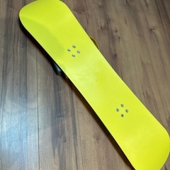 美品！キッズ用スノボードの画像