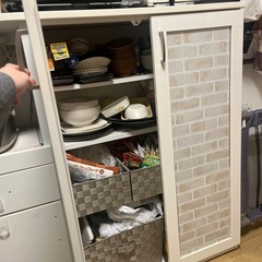 食器棚の画像