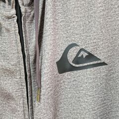 クイックシルバー・スウェットパーカーの画像