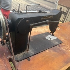 レトロミシンの画像