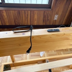 宮棚＆2口コンセント付 すのこベッドフレーム シングル ベッドの画像