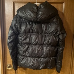 ZARAダウンジャケットの画像