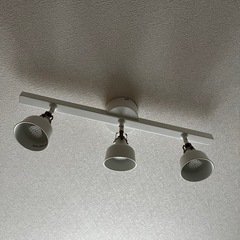 IKEA ライト　3灯の画像