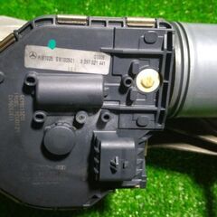 メルセデスベンツ MB W204 フロントワイパーモーターの画像