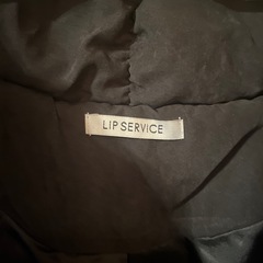 LIP SERVISEアウターの画像