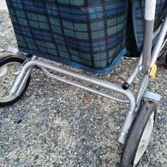 【B442】シルバーカー　ユーメイト　100キロ以下　歩行補助　説明書ありの画像