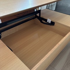 ニトリ昇降式デスク／両サイド収納付の画像