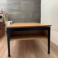 ニトリ昇降式デスク／両サイド収納付の画像