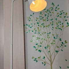 モダンデコ　フロアーランプ　ホワイトの画像