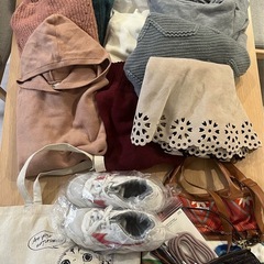 学生/レディース服とバッグ等の画像