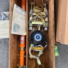 やねブロック　転落防止　藤井電工　屋根ブロック　受注生産品　写真の部品が全てです　定価12万　2セットまとめていかがでしょうか！　の画像