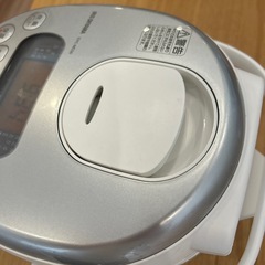 アイリスオーヤマ 炊飯器 ERC-MD30 3合炊きの画像