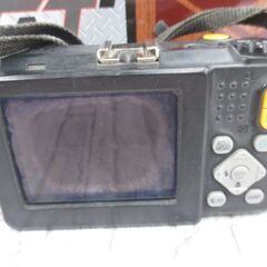 RICOH G700 デジカメ 2010年製 中古品 シャッター・フラッシュのみ通電確認済み 現状品 ジャンク品扱い 本体べとつき有り 画面ホコリ・曇り有 バッテリx２/充電 【ハンズクラフト宜野湾店】の画像