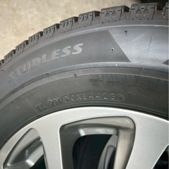 セレナ C27 C26 ヴォクシー ノア 80 等 4本 15インチ 6J +45 5H 114.3 スタッドレス ブリヂストン ブリザック VRX2 2023年 195/65R15の画像