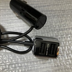 【2025/12/20まで】自動車用USB充電ケーブルの画像