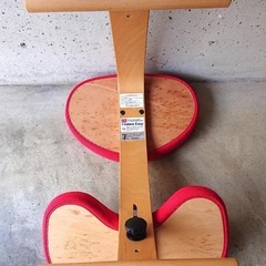 【良品】バランスチェアイージー　サカモトハウス 　レッドの画像