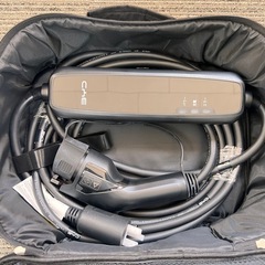電気自動車アダプターの画像