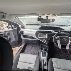 トヨタ　アクア S グレード　平成26年の画像