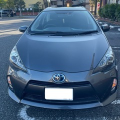 トヨタ　アクア S グレード　平成26年