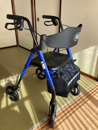 新品　歩行器　介護　シニアカー　車椅子