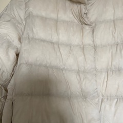 ユニクロダウンジャケットSサイズの画像