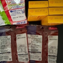 カロリーメイトとハイチュウの画像