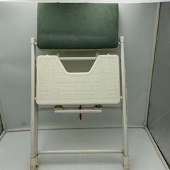折りたたみ踏み台チェア 2段 ステップ付き 椅子としても使用可 の画像