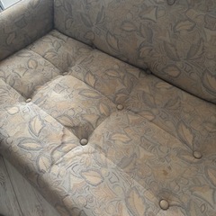 取引進行中　カリモク　３人がけ　ソファベッドの画像