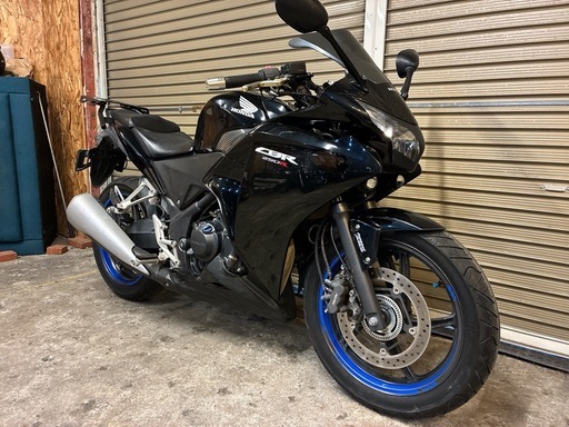 ホンダ　CBR250R 配送可能　支払いは現金or振り込みも可能