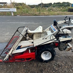 ヤンマー　バインダー　2条刈り　5.5馬力　 自動紐通し　らくらくシフト　YB65 動力刈取機　バインダ　歩行 結束型　刈取　稲刈　2条　宮崎　簡易始動動画ありの画像