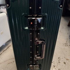 キャリーケースの画像