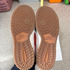 NIKE DUNK LOWの画像