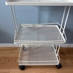 キャスター付きワゴンの画像