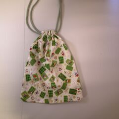 【ハンドメイド】クリスマス柄きんちゃく（白）①の画像