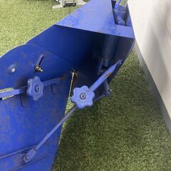 【売切御免！】1017 鳥取県発 小川農具製作所 トラクター用 片培土器 丸軸 中古 パーツ 現状販売 広島 岡山 島根 兵庫 あぐり家鳥取中央店の画像