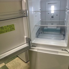 ジャングルジャングル貝塚店　152L 冷蔵庫　SHARP SJ-D15HJ  2022年製　2ドア　白　クリーニング済み　中古　リユース　貝塚市　二色浜の画像