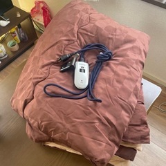 コタツテーブルの画像