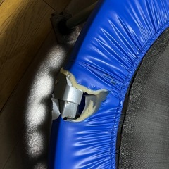 折りたたみが出来るトランポリン　の画像