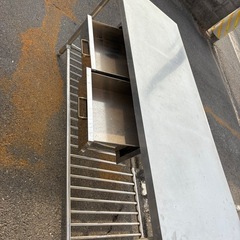 スチール作業台,2つ引き出し付き。の画像