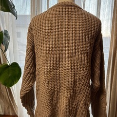 ベージュ ケーブル編み Vネックニット　ロペピクニックの画像