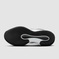 NIKE 新品スニーカー　24cm  ナイキ　男女兼用　の画像