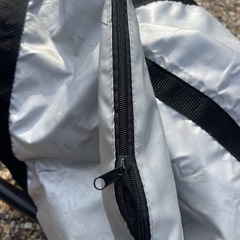 タイヤ保管ラック➕タイヤ収納カバー4枚の画像