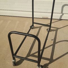 タイヤラック 4本 台車 伸縮式 70cm~110cm 移動式 タイヤキャリー サイズ調整 収納 台車 タイプ タイヤスタンド タイヤ収納ラック タイヤキャリー タイヤ収納 タイヤ保管 夏用 冬用 スタッドレスタイヤ 保管 物置の画像