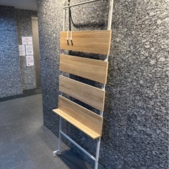 lowya 突っ張り棚　ハンガーラック　木製棚　壁面収納　ナチュラル　幅80の画像