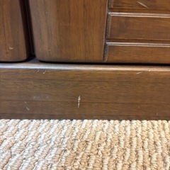 扉付き本棚の画像